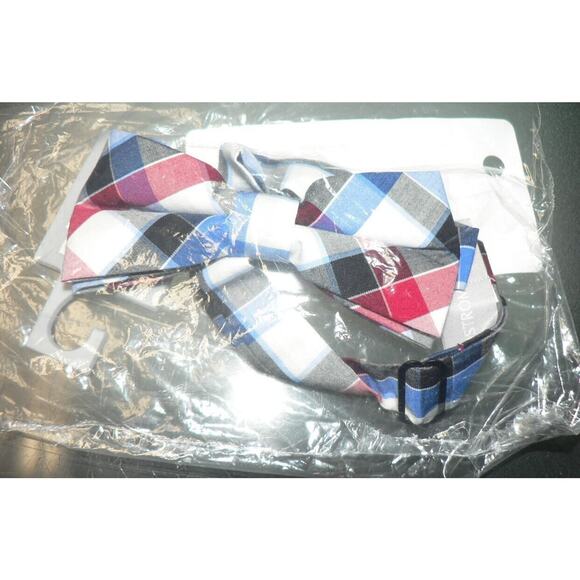 Nordstrom Boys Pre-Tied Blaid Bow Tie in Red Multi One Size MSRP $22 - Picture 1 of 2